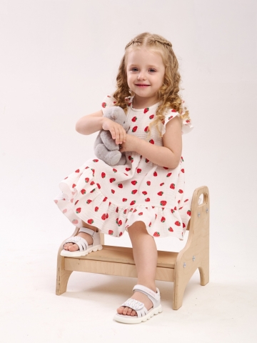 342-КЛ. Платье детское из муслина, хлопок 100%, клубника, р. 98,104,110,116